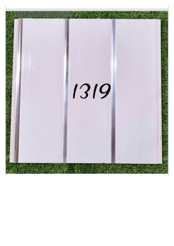 1319